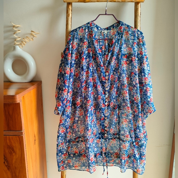 Plus Floral Flowy Sheer Blouse - Picture 5 of 14